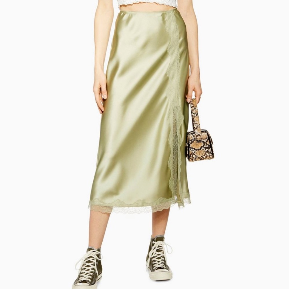 BRAND NEW TOPSHOP SLIP SKIRT